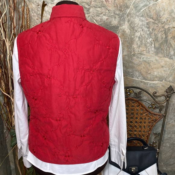 Talbots petite🌹 stunning, maroon zipper front vest - Picture 9 of 10